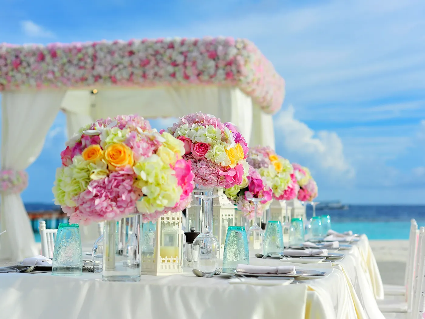 The ceremony setting